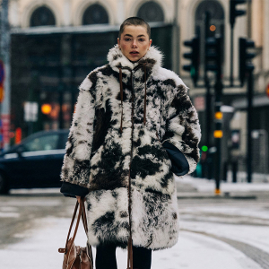 Street style дуран: Стокгольмын загварын долоо хоног, намар-өвөл 2022