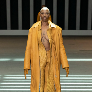 Vetements, хавар-зун 2023: Хүйсгүй загвар үргэлжилсээр