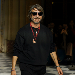 Balenciaga шинэ бүтээлч захирлаа угтан авлаа
