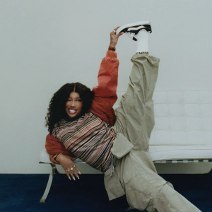 Vans брэнд дуучин SZA-гийн ертөнцөөр амьсгалж эхэллээ