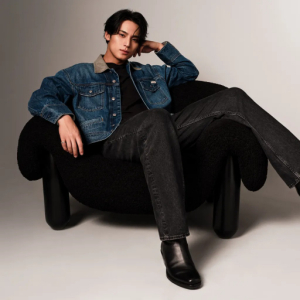 Seventeen хамтлагийн Мингю дахин Calvin Klein брэндтэй хамтран ажиллаа