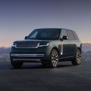 Тансаг зэрэглэлийн цахилгаан автомашин: RANGE ROVER ELECTRIC