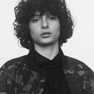 &quot;Stranger Things&quot;-ийн Майк Saint Laurent брэндийн нүүр царай боллоо