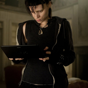 “The Girl with the Dragon Tattoo” киноны шинэ ангид Руни Мара, Дэниел Крейг нар тоглохгүй