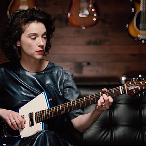 St.Vincent охидод зориулан гитар бүтээжээ