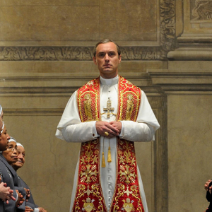 Жуд Лоу гол дүрд нь тоглосон “The Young Pope” цувралын трейлер