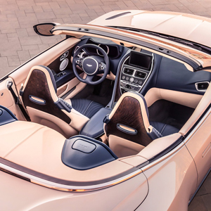 Жеймс Бондод таалагдана: Aston Martin DB11 Volante загвар танилцуулагдлаа