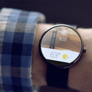 Google “Android Wear” цаг боловсронгуй болно
