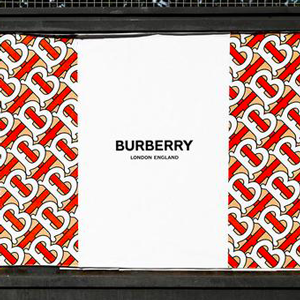 Burberry брэнд гялгар уутнаас бүр мөсөн татгалзана