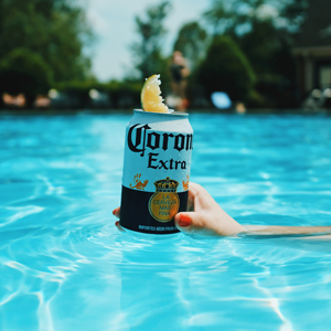 Corona шар айрагны үйлдвэрлэлийг түр зогсоожээ