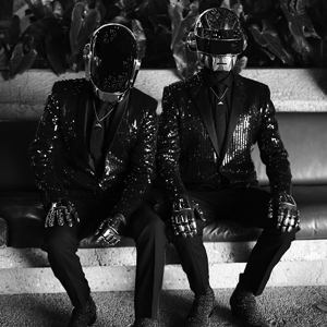 Daft Punk 28 жилийн дараа тарлаа: Хамтлагийн шилдэг дуунуудыг сонсоцгооё