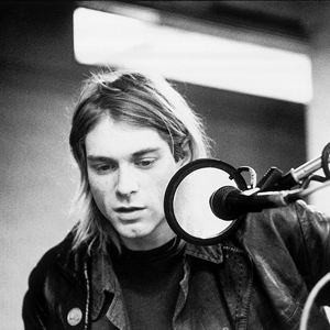 Nirvana хамтлагийн дуучин Курт Кобейны зурсан зургуудыг яармаг үзэсгэлэн дээр танилцуулна