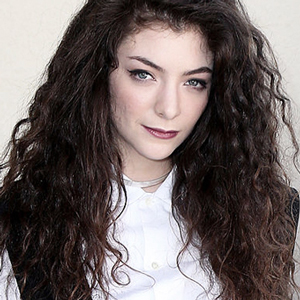 Дуучин Lorde зургаан шинэ видео танилцууллаа