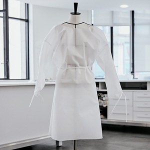Louis Vuitton брэнд эмнэлгийн ажилчдад зориулан өмсгөл үйлдвэрлэж эхэллээ