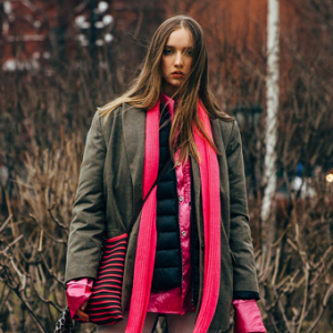 Street style: Москвагийн загварын долоо хоног дээрх шилдэг төрхүүд