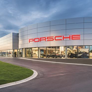 Porsche Улаанбаатар төвийн шинэ үзэсгэлэнгийн танхим нээгдлээ