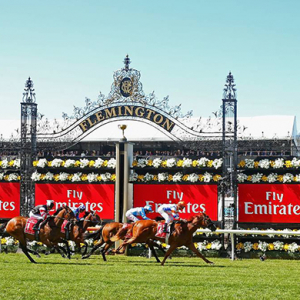 Emirates Melbourne Cup морины уралдаан болж өнгөрлөө