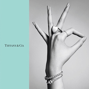 Оддын цуглаан: Эль Фаннинг ба Зоя Кравиц нар Tiffany & Co-гийн сурталчилгаанд