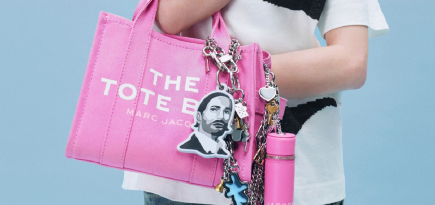 LVMH групп Marc Jacobs брэндийг худалдахаар төлөвлөж байна