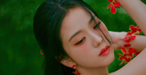 Blackpink хамтлагийн гишүүн Jisoo-ийн шинэхэн соло дууг сонсож амжсан уу?