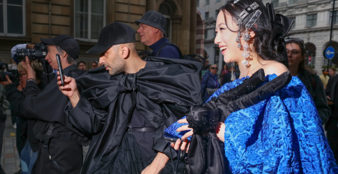 Лондоны загварын долоо хоногийн шилдэг street style төрхүүд