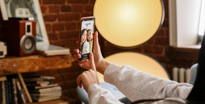 Instagram платформ бьюти филтерүүдийг устгаж эхэллээ: Яагаад?