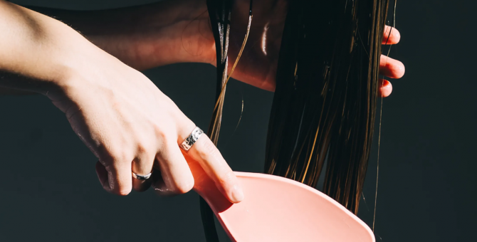 Үс бэхжүүлэгч уураг: Үс арчилгаанд заавал хэрэглэх шаардлагатай юу?