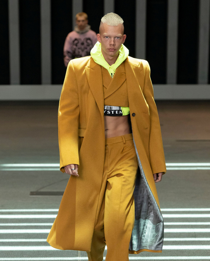 Vetements, хавар-зун 2023: Хүйсгүй загвар үргэлжилсээр