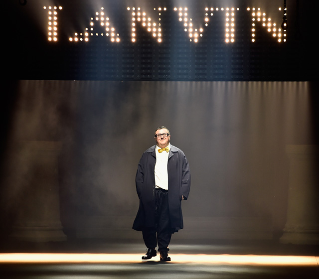 Альбер Эльбаз Lanvin-аас гарч байна