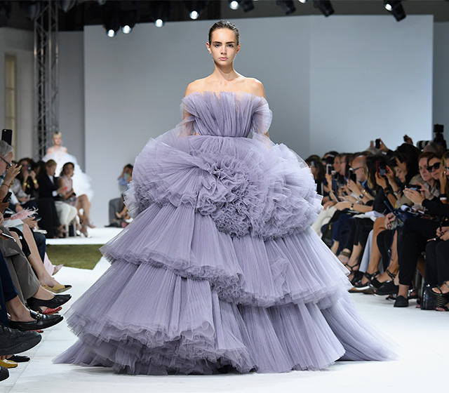 Кутюр загварын долоо хоног: Giambattista Valli, намар-өвөл 2016