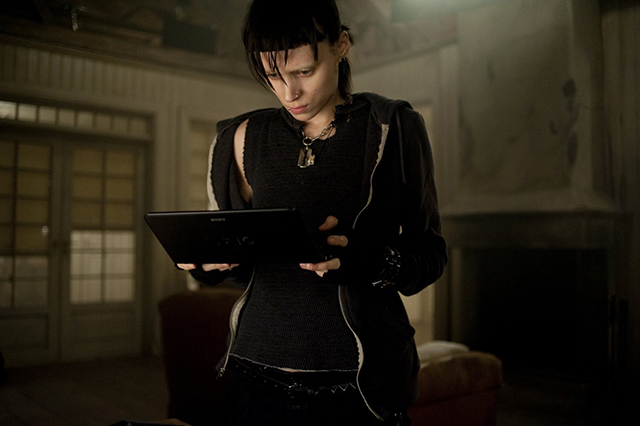 “The Girl with the Dragon Tattoo” киноны шинэ ангид Руни Мара, Дэниел Крейг нар тоглохгүй