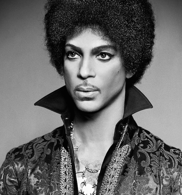 Дуучин Prince таалал төгсчээ