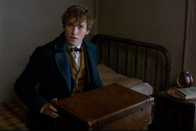 Жоан Роулингийн Fantastic Beasts and Where to Find Them номоор гурван кино хийнэ