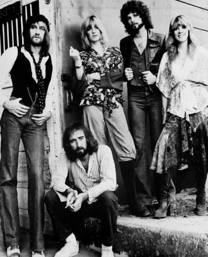 Кинонд л гармаар түүхтэй цомог: Fleetwood Mac хамтлагийн “Цуурхал”