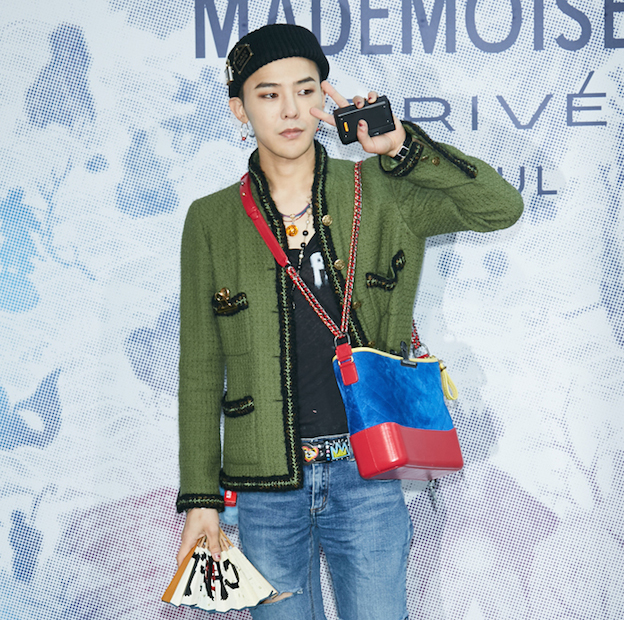 Солонгосын бүхий л алдартнуудыг цуглуулсан Chanel Mademoiselle Privé үзэсгэлэнгийн нээлт