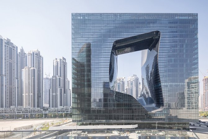 Zaha Hadid Architects-ийн шинэ төсөл: Дубай дахь футурист хэв маягтай зочид буудал