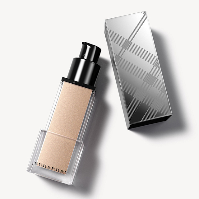 Luminous Fluid Base Fresh Glow, Burberry