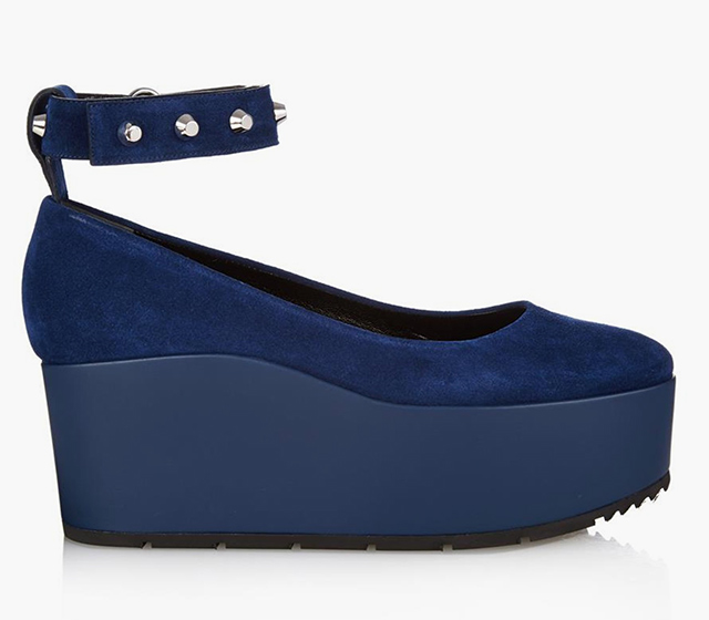 Balenciaga<p><a href=\"http://www.matchesfashion.com/intl/products/Balenciaga-Suede-platform-wedges-1008419\" target=\"_blank\">matchesfashion.com</a></p>