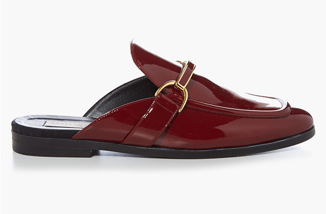 Stella McCartney<p><a href=\"http://www.matchesfashion.com/intl/products/Stella-McCartney-Holzer-slip-on-loafers--1052383\" target=\"_blank\">matchesfashion.com</a></p>