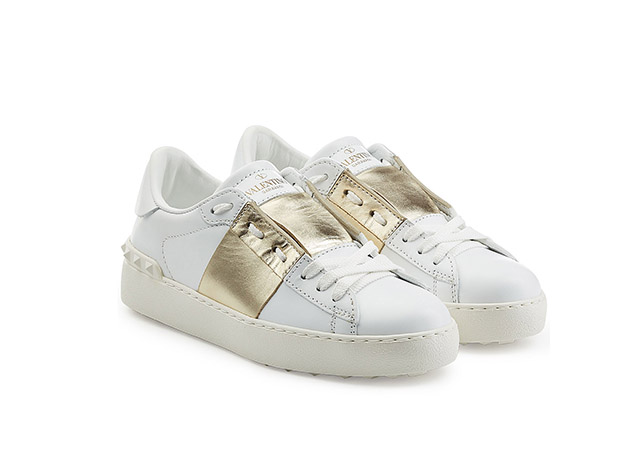 Valentino<p><a target=\"_blank\" href=\"http://www.stylebop.com/de/product_details.php?id=657943&amp;tmad=c&amp;tmcampid=23&amp;tmclickref=4441350&amp;utm_source=affiliate&amp;utm_medium=cj&amp;utm_campaign=image_int&amp;campaign=affiliate%2Fcj%2Fint\">Худалдаж авах</a></p>