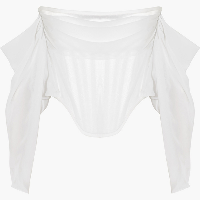 Givenchy<p><a href=\"https://www.net-a-porter.com/ua/en/product/648570/givenchy/off-the-shoulder-top-in-white-satin-and-silk-chiffon\" target=\"_blank\">net-a-porter.com</a></p>