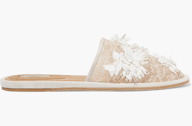 Balenciaga<p><a href=\"https://www.net-a-porter.com/ua/en/product/691914/balenciaga/suede-trimmed-embellished-lace-slippers\" target=\"_blank\">net-a-porter.com</a></p>