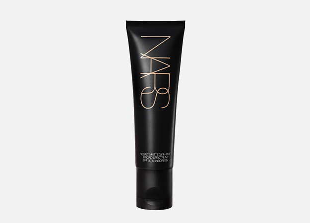 Velvet Matte Skin Tint SPF 30, Nars