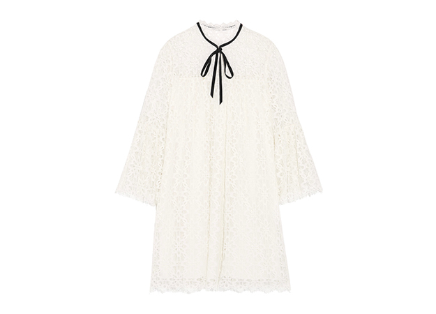 Temperley London<p><a style=\"\" target=\"_blank\" href=\"https://www.net-a-porter.com/mn/en/product/937282/temperley_london/eclipse-pussy-bow-guipure-lace-mini-dress\">net-a-porter.com</a></p>