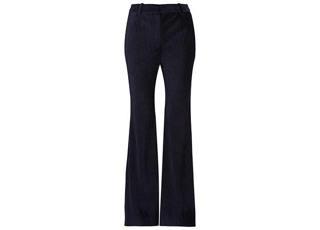 Acne Studios<p><a style=\"\" target=\"_blank\" href=\"https://www.net-a-porter.com/mn/en/product/911620/acne_studios/corduroy-flared-pants\">net-a-porter.com</a></p>