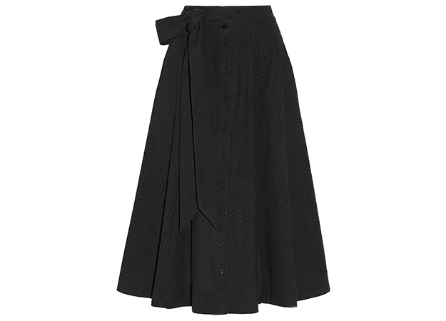 Lisa Marie Fernandez<p><a style=\"\" target=\"_blank\" href=\"https://www.net-a-porter.com/mn/en/product/869434/lisa_marie_fernandez/broderie-anglaise-cotton-midi-skirt\">net-a-porter.com</a></p>