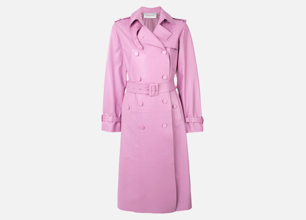 Valentino<p><a id=\"\" style=\"\" href=\"https://www.farfetch.com/uk/shopping/women/valentino-trench-coat-item-12376066.aspx?storeid=9728&amp;from=listing&amp;tglmdl=1\" target=\"_blank\">Farfetch</a></p>