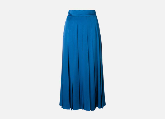 Fendi<p><a id=\"\" style=\"\" href=\"https://www.farfetch.com/uk/shopping/women/fendi-pleated-midi-skirt-item-12417717.aspx?storeid=10014&amp;size=20&amp;utm_source=Hy3bqNL2jtQ&amp;utm_medium=affiliate&amp;utm_campaign=Linkshareuk&amp;utm_content=10&amp;utm_term=UKNetwork\" target=\"_blank\">Farfetch</a></p>