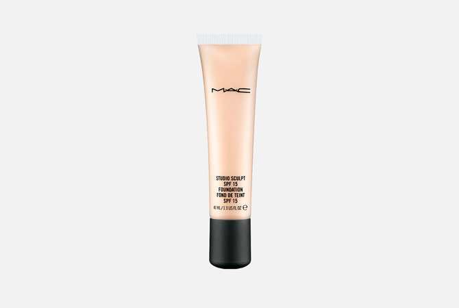 Studio Sculpt SPF 15 Foundation, M.A.C