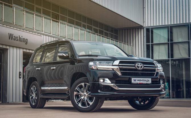 2020 оны Toyota Land Cruiser 200 Urban Style загвар